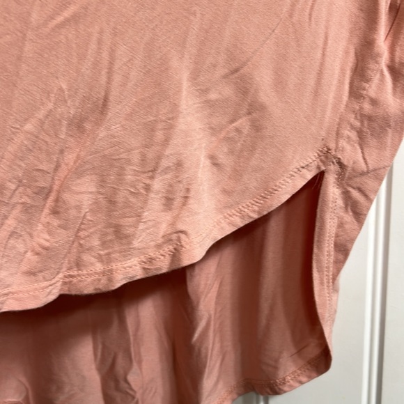 Peach top - Picture 2 of 4